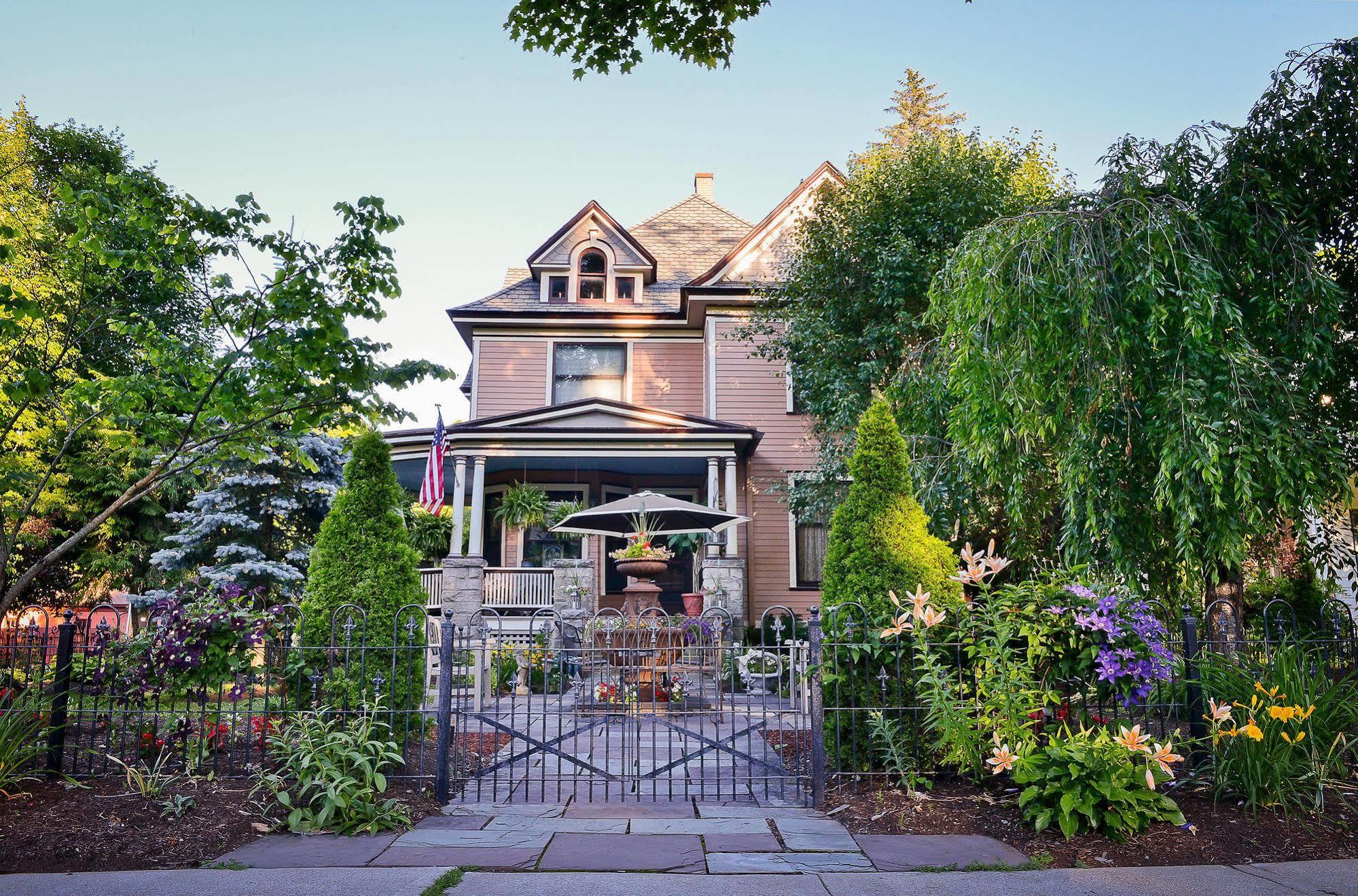 La Belle Auberge Wellsboro Kültér fotó